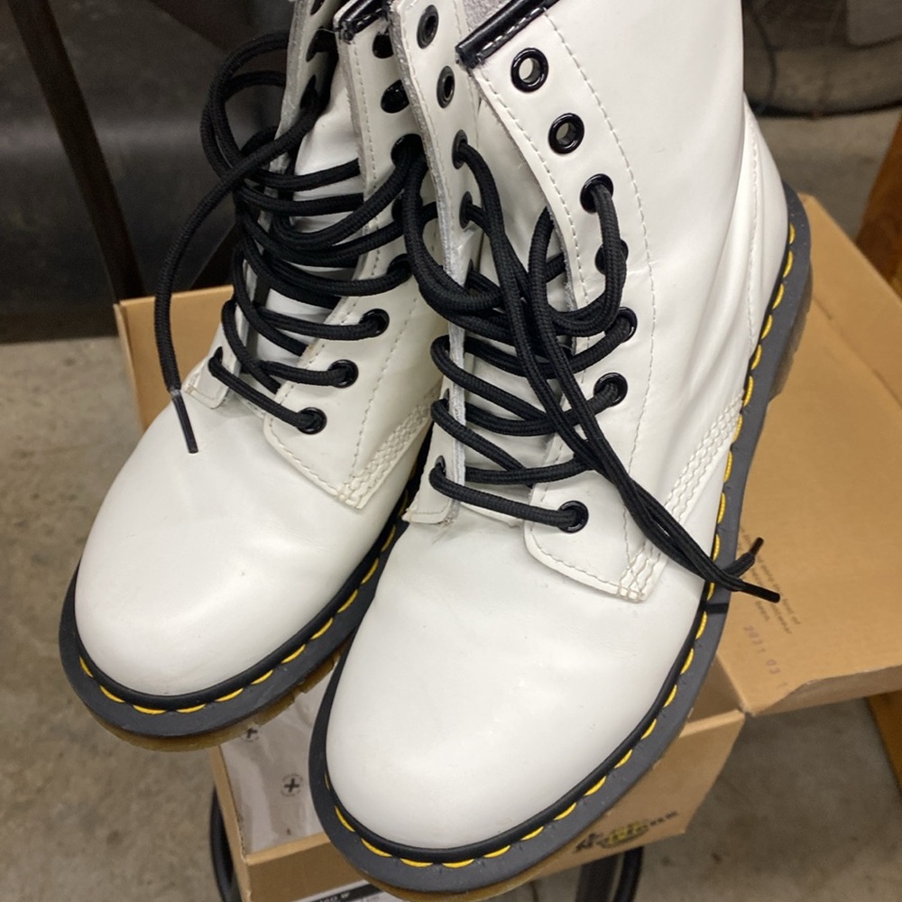 Dr. Martens
